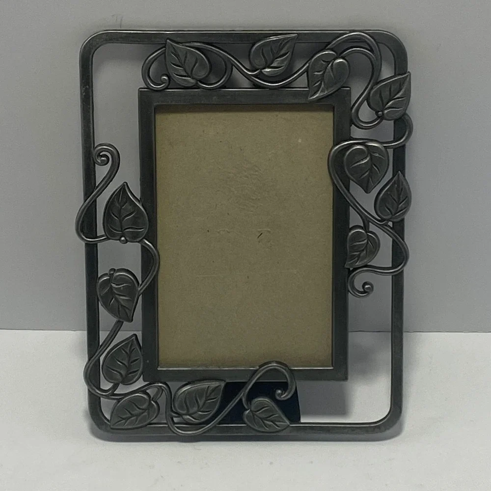 Unbranded Picture Frame 3x5 Silver Excellent Pewter Leaf Vine Art Deco